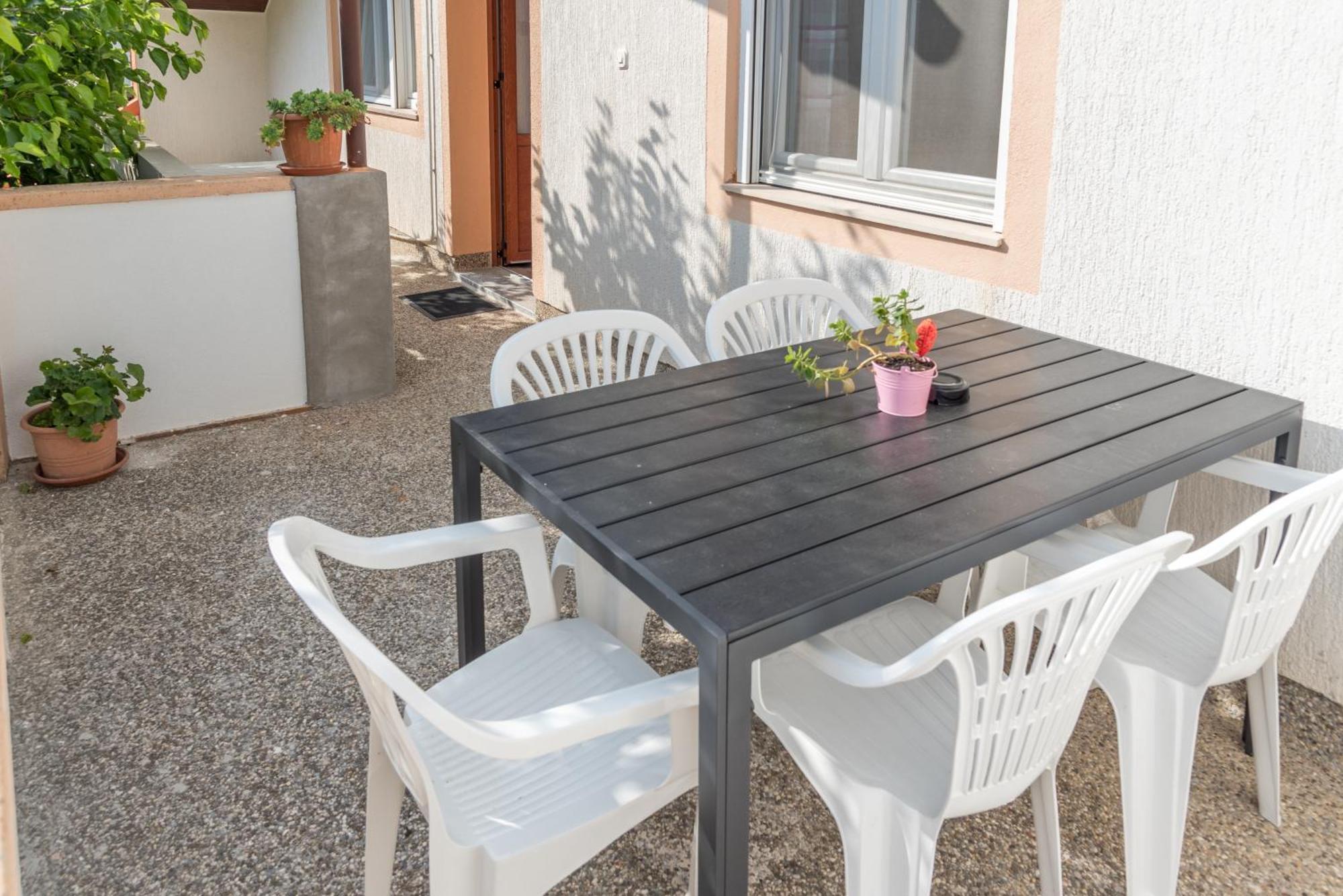 Apartmani Danijel Nin Exterior photo